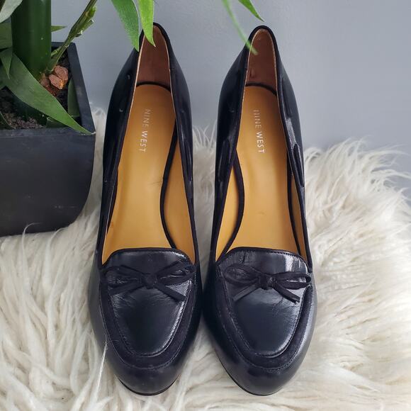 Nine West GHITA Black Leather Almond Toe Bow Detail Pumps Size 10M - Picture 1 of 13